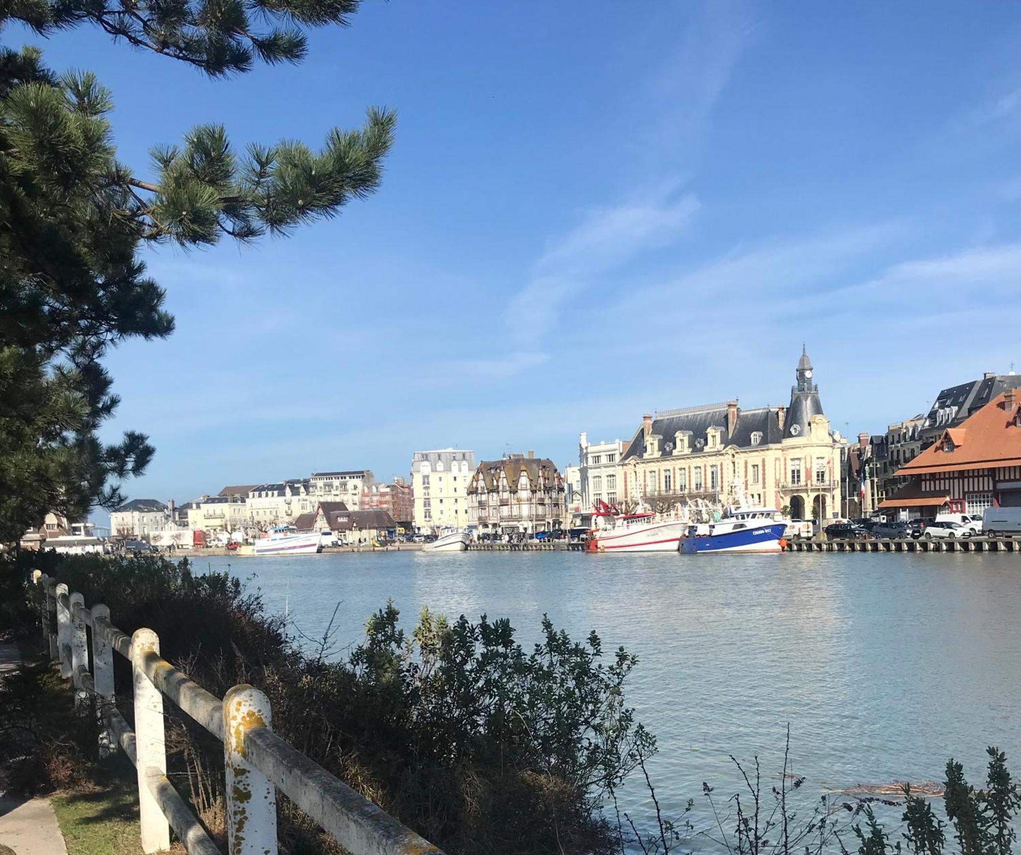 Apartmán Le Pullman Deauville Exteriér fotografie