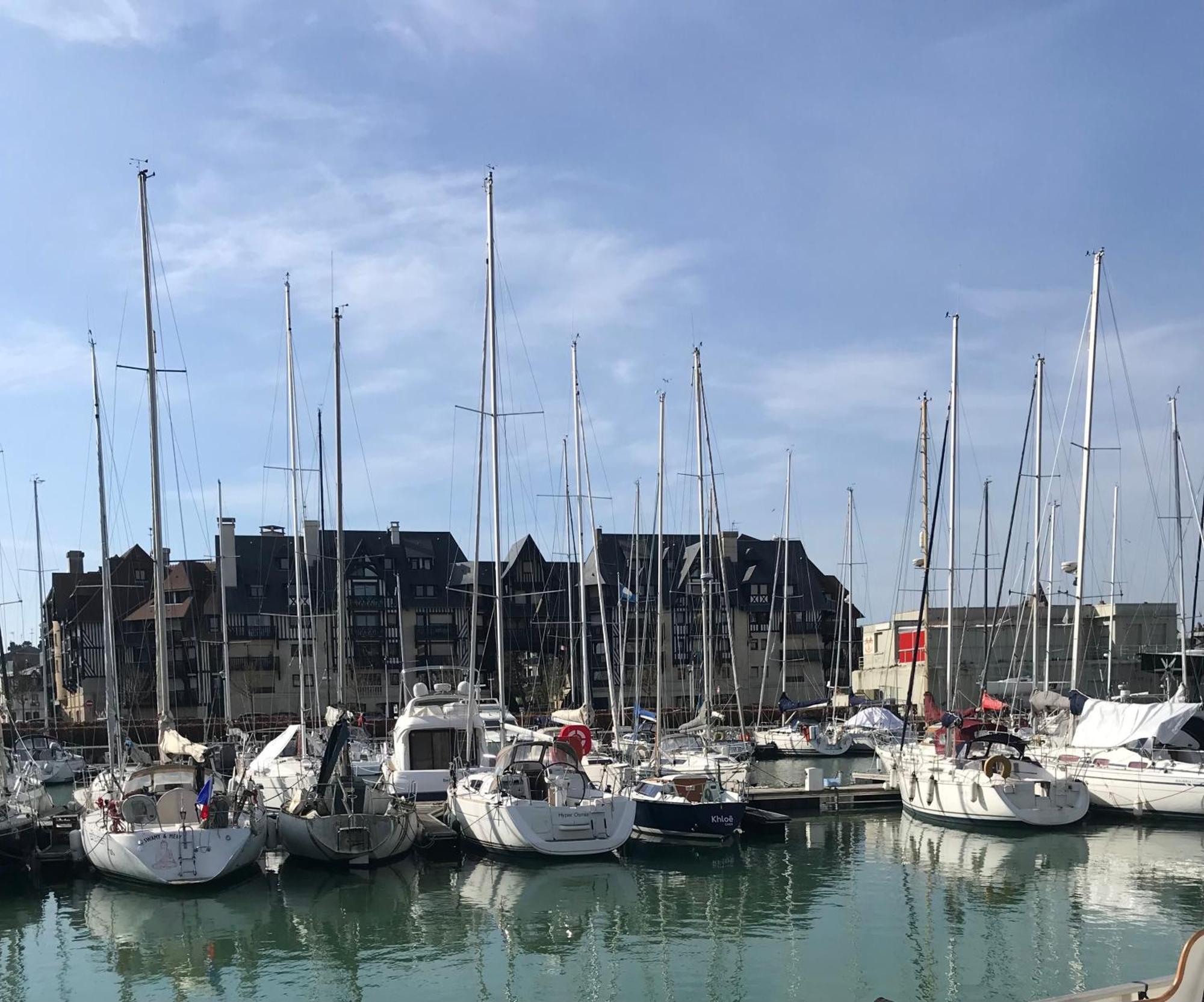 Apartmán Le Pullman Deauville Exteriér fotografie